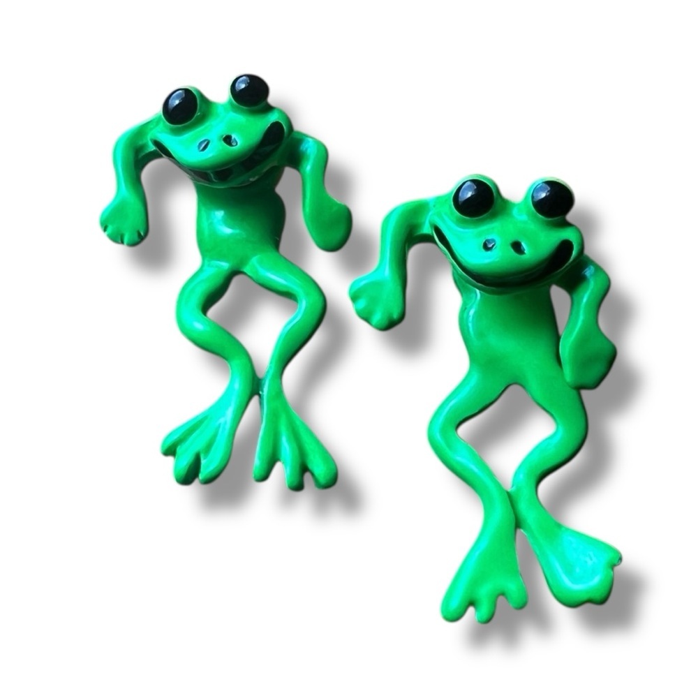 Back to Front Novelty Green Frog Post Earrings